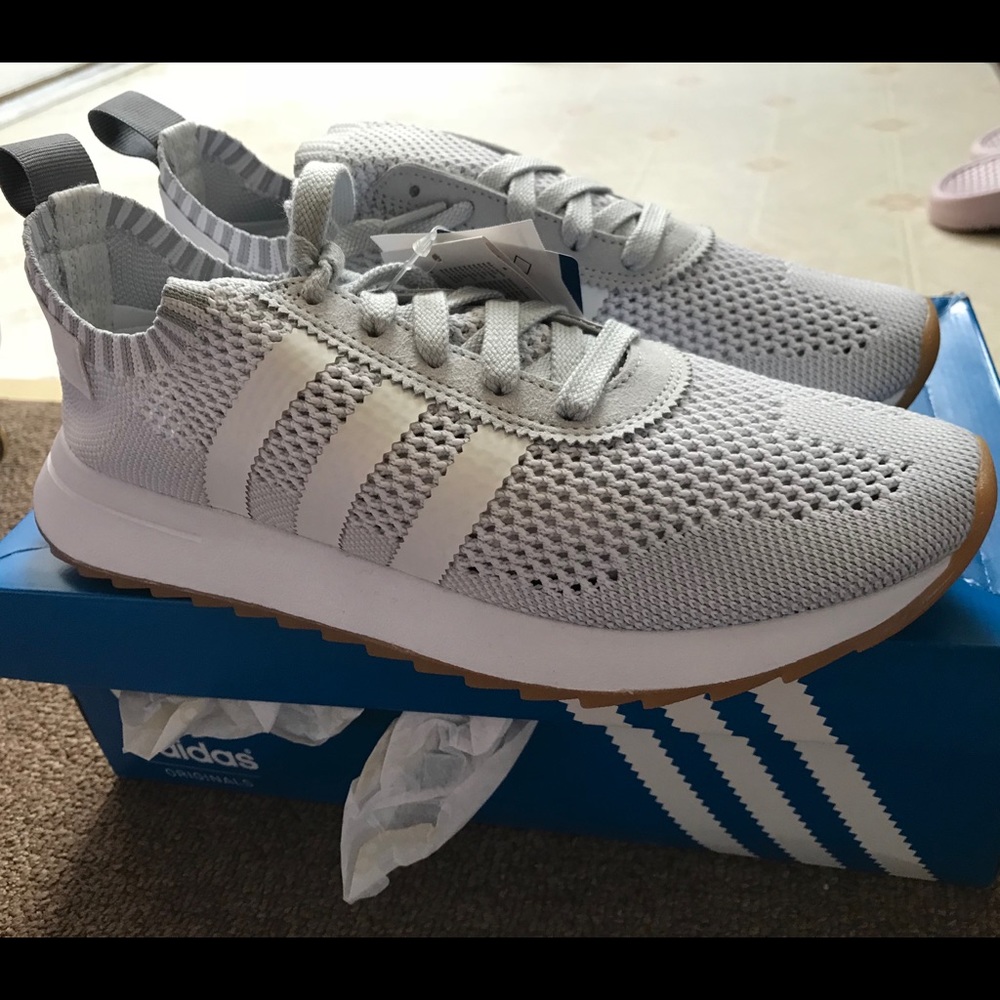 Adidas flashback sneakers